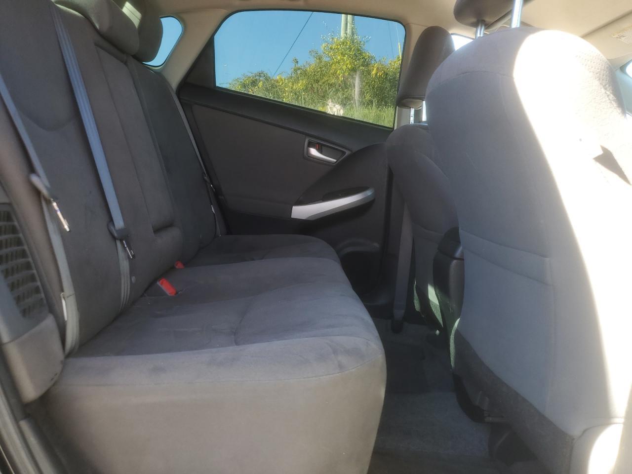 2015 TOYOTA PRIUS