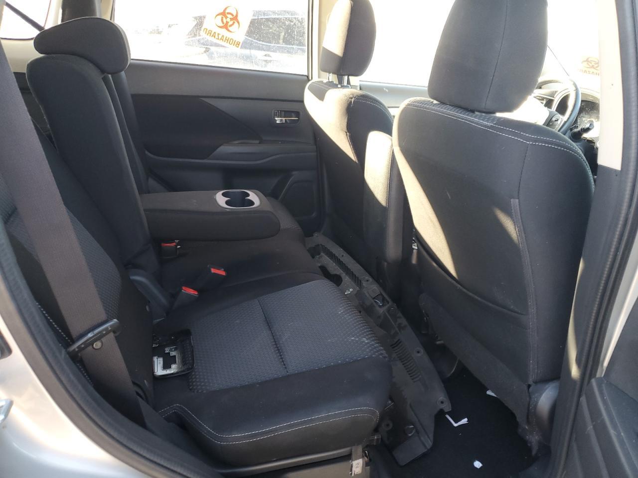 2018 MITSUBISHI outlander
