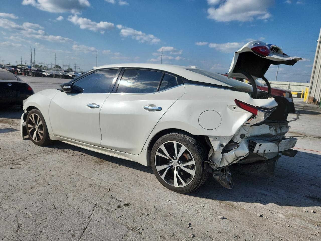 2018 NISSAN Maxima