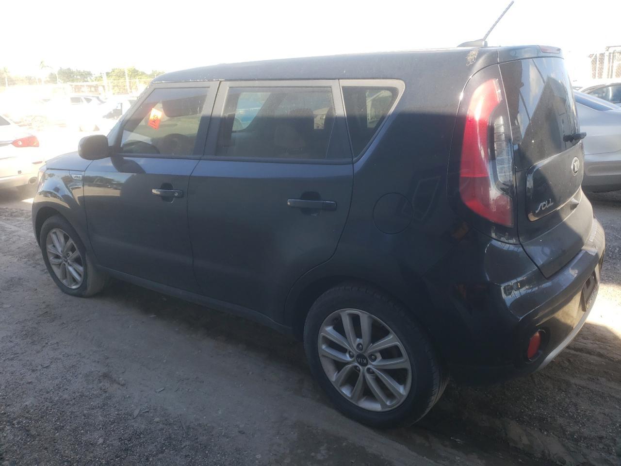 2017 KIA SOUL
