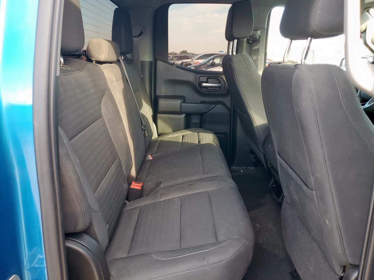 2022 CHEVROLET Silverado