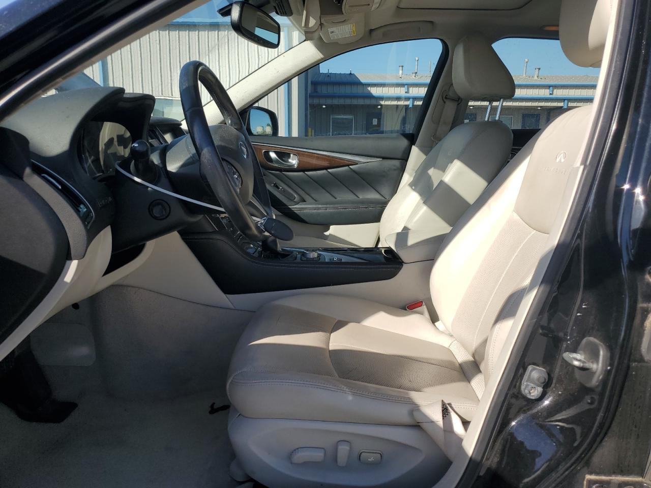 2014 INFINITI Q50