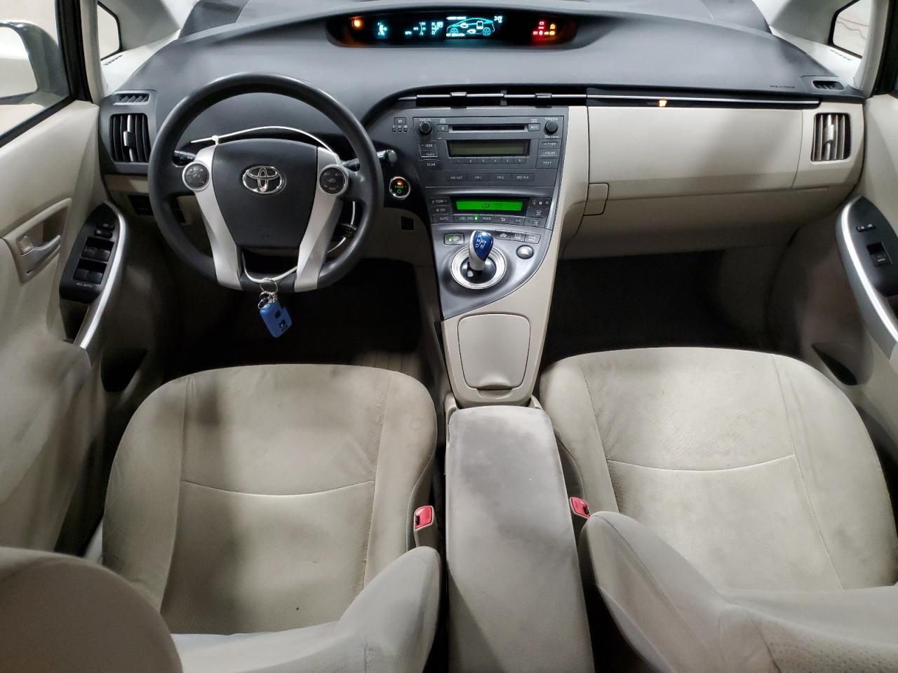 2010 TOYOTA PRIUS