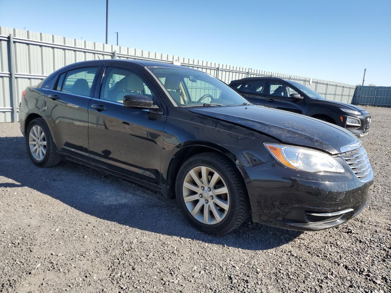 2011 CHRYSLER 200
