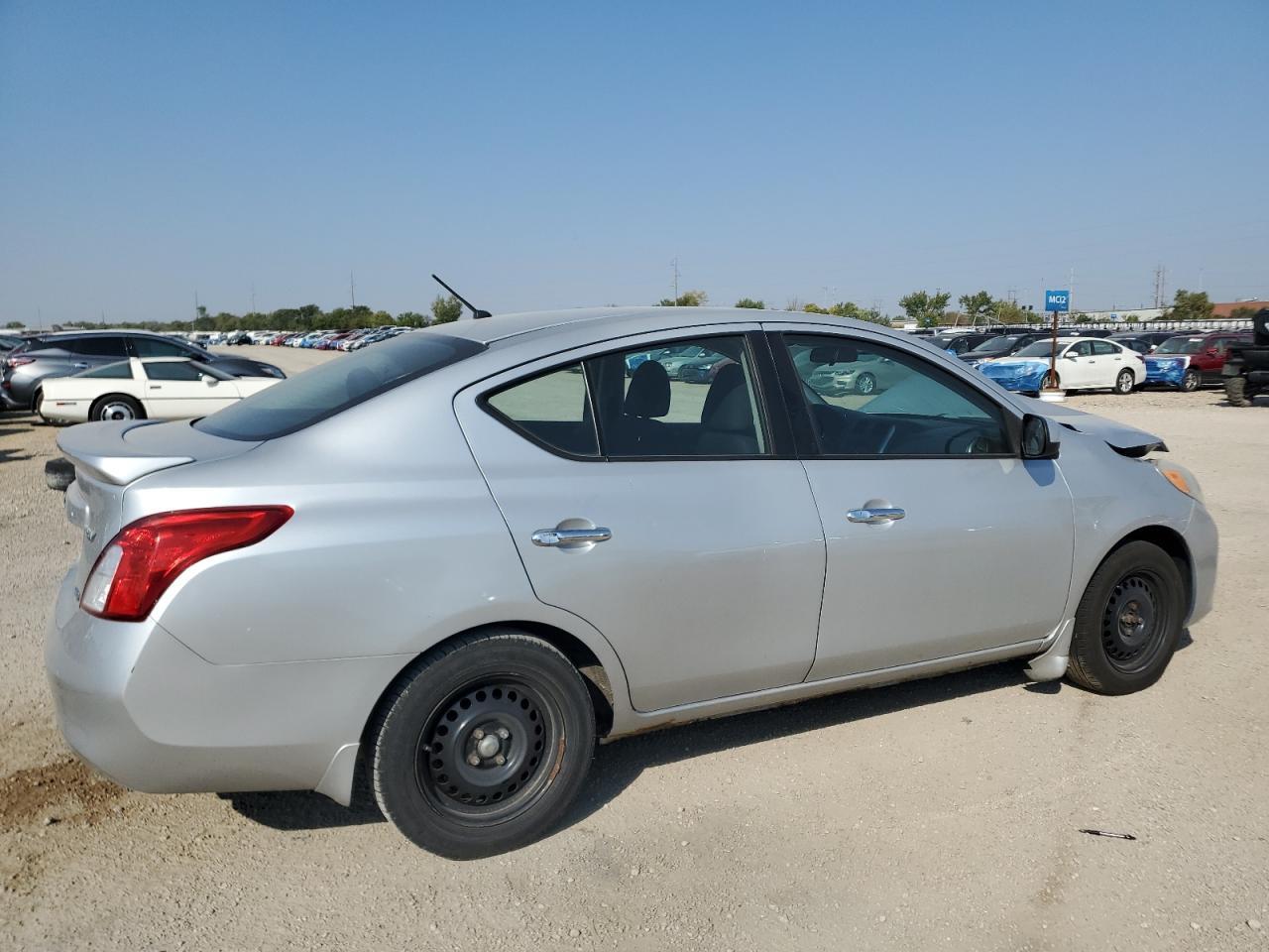 2013 NISSAN VERSA