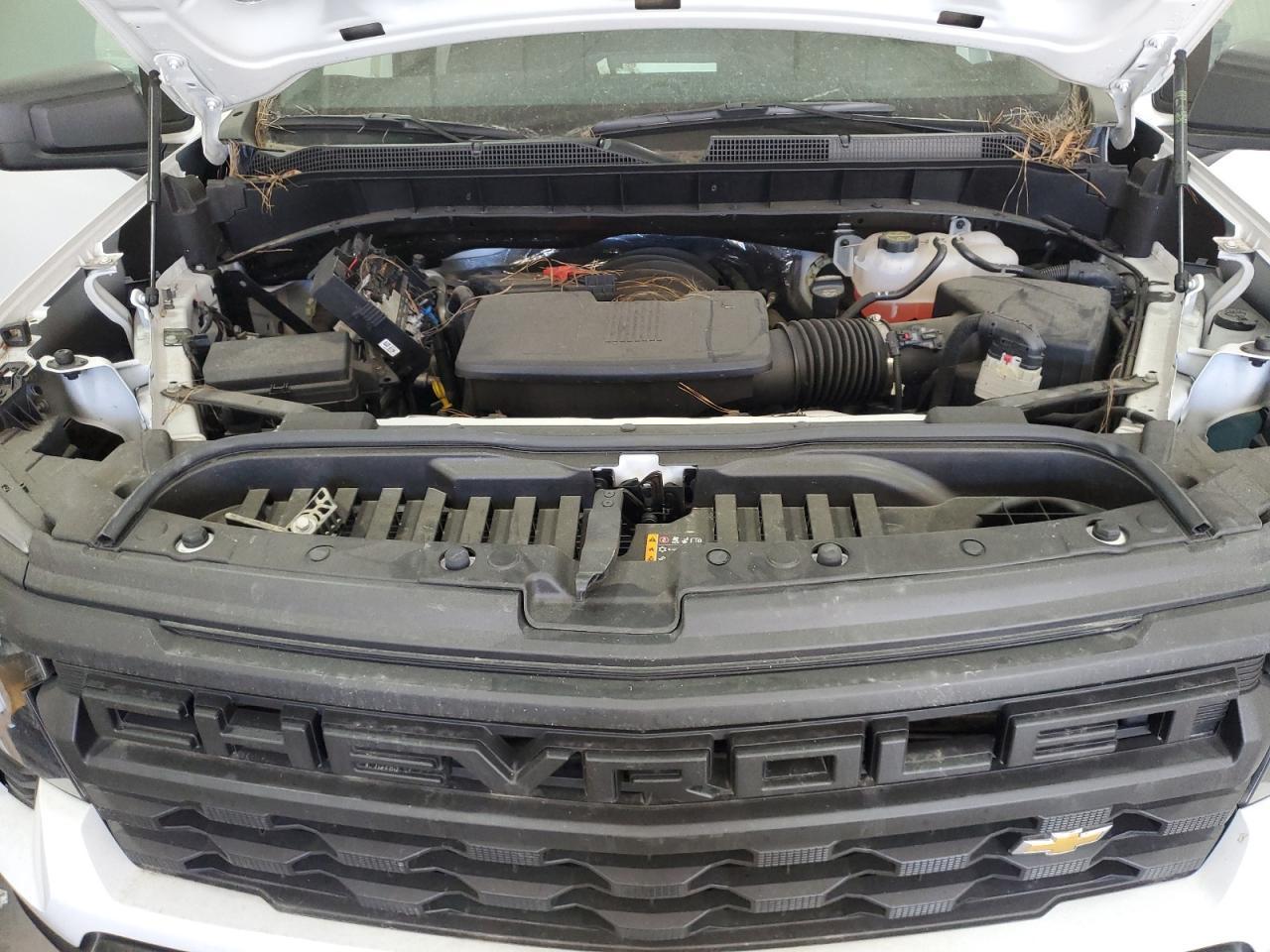 2024 CHEVROLET Silverado