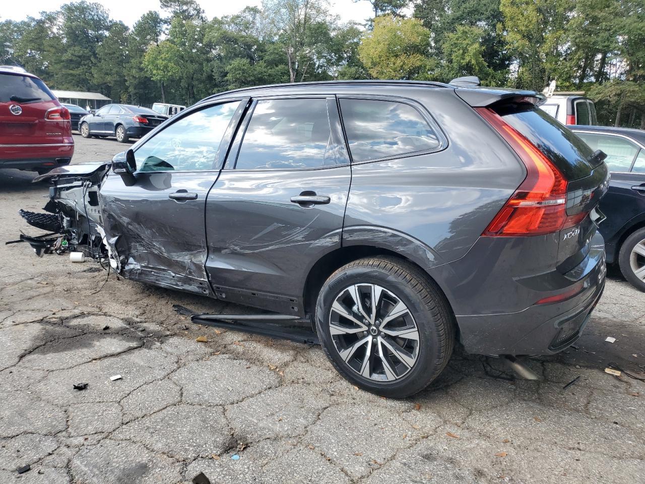 2025 VOLVO XC60