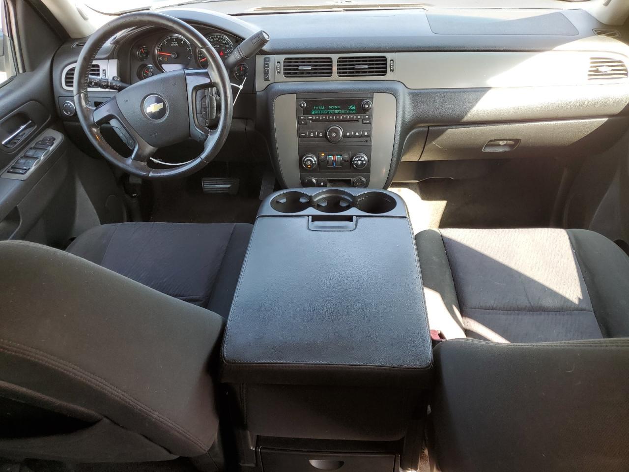 2010 CHEVROLET Suburban