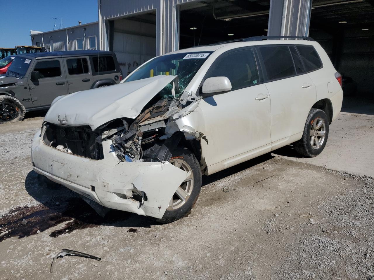 2010 TOYOTA HIGHLANDER