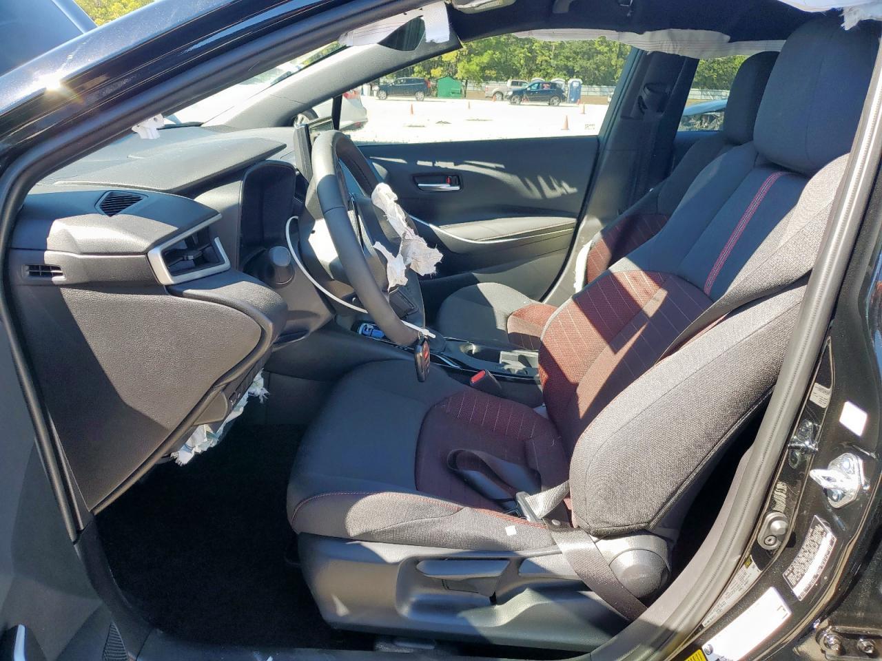 2025 TOYOTA COROLLA