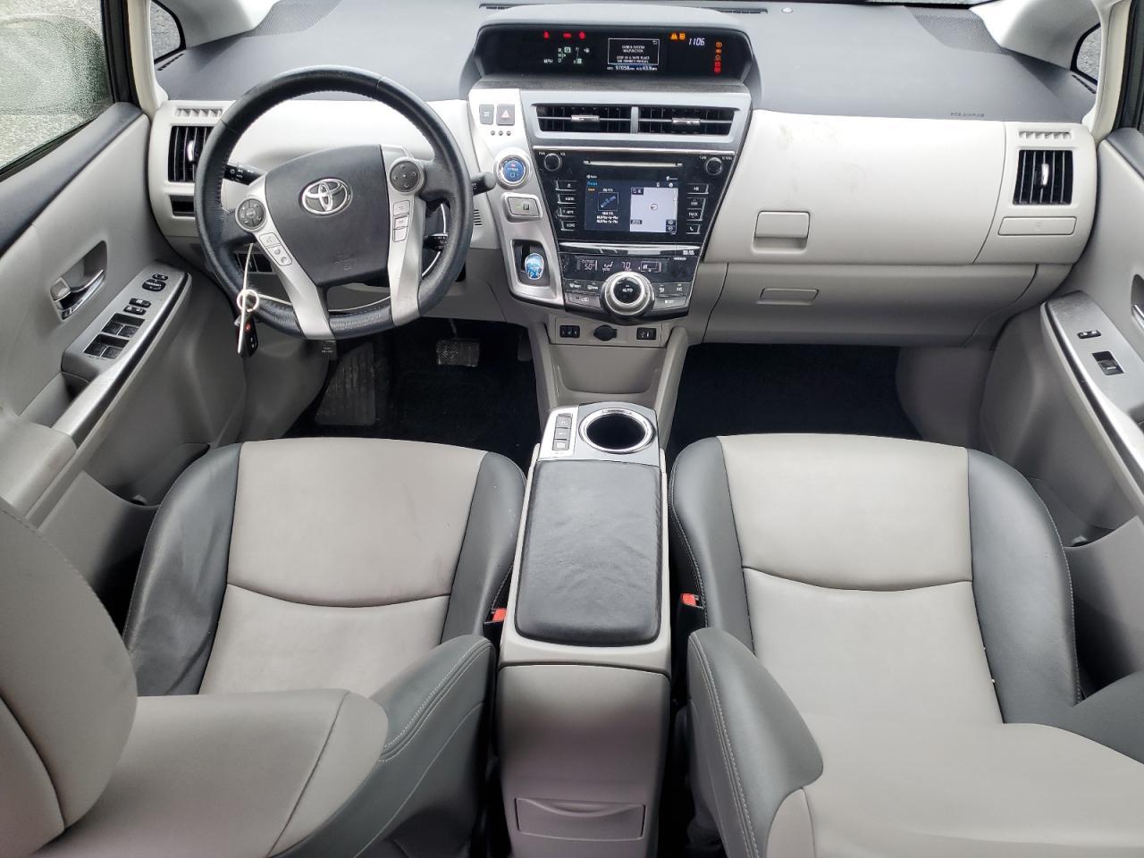 2015 TOYOTA PRIUS V