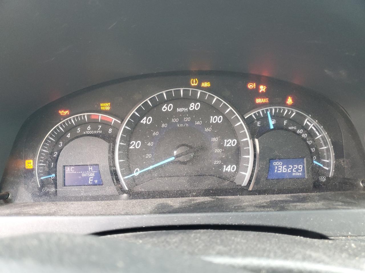 2014 TOYOTA CAMRY