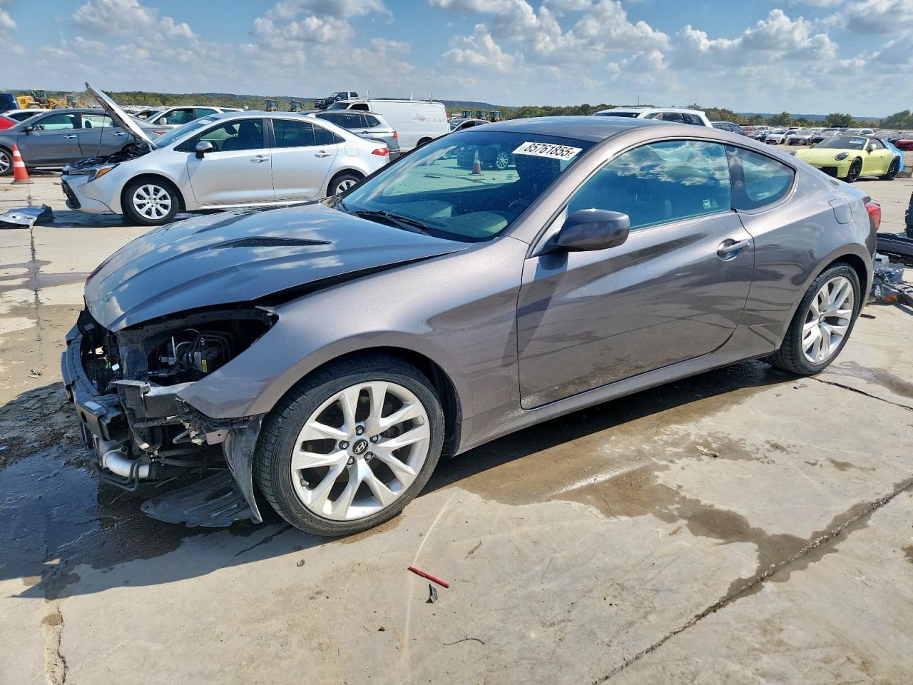 2013 HYUNDAI GENESIS