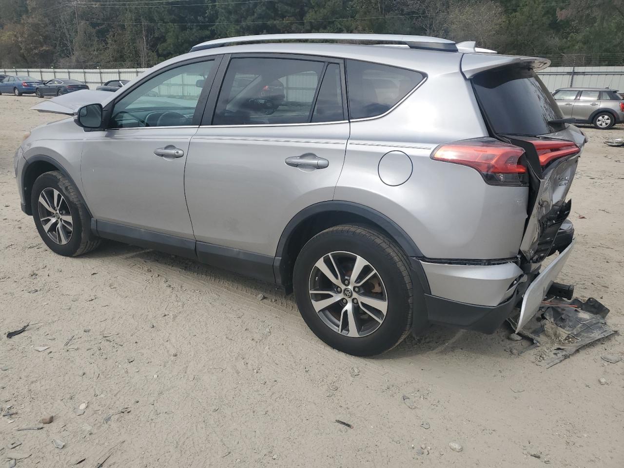 2016 TOYOTA RAV4