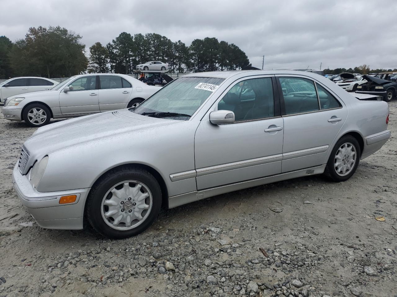 2000 MERCEDES-BENZ E-Class