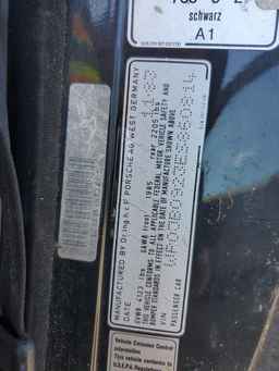1984 PORSCHE 928