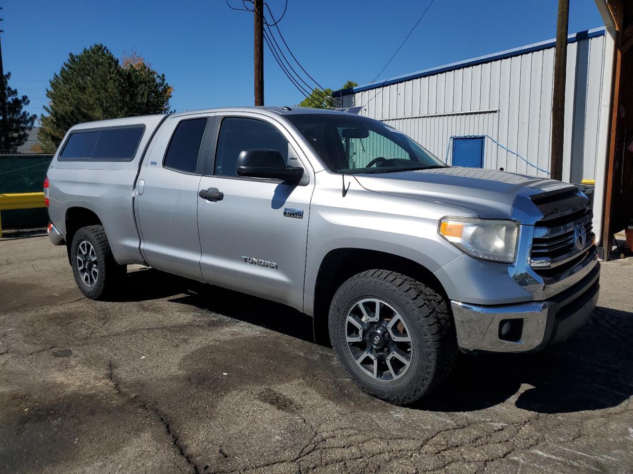2016 TOYOTA TUNDRA