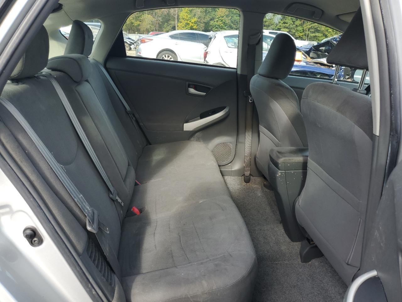 2011 TOYOTA PRIUS