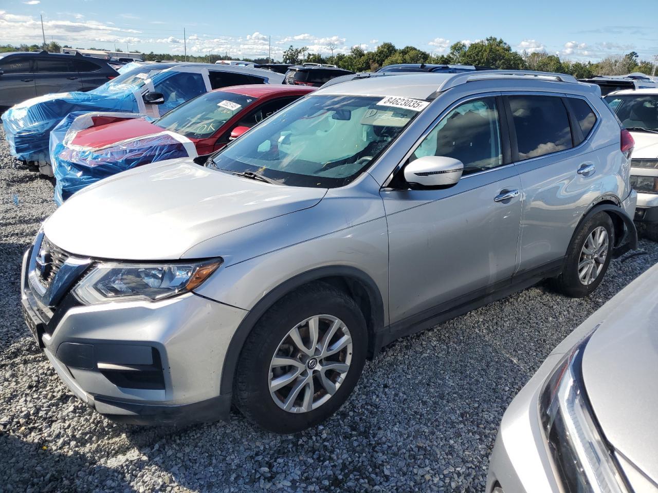 2017 NISSAN ROGUE