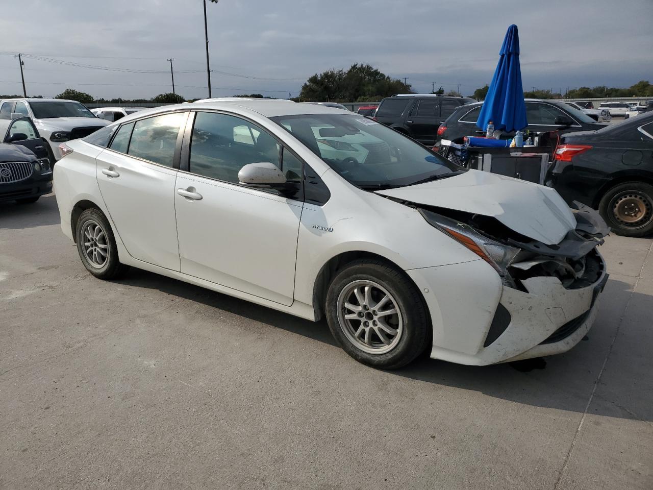 2017 TOYOTA PRIUS