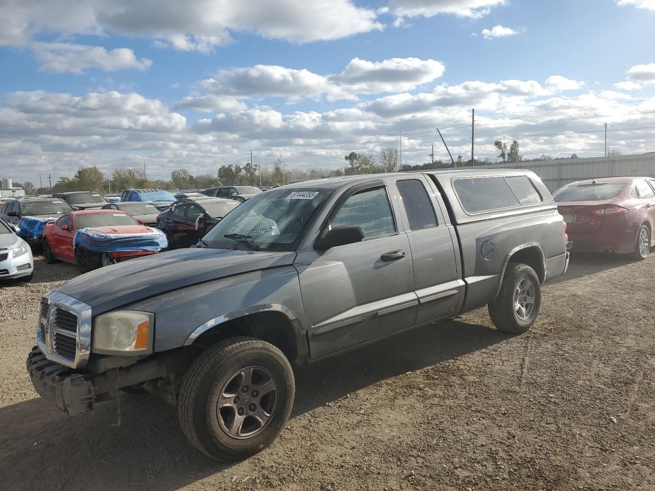 2005 DODGE Dakota