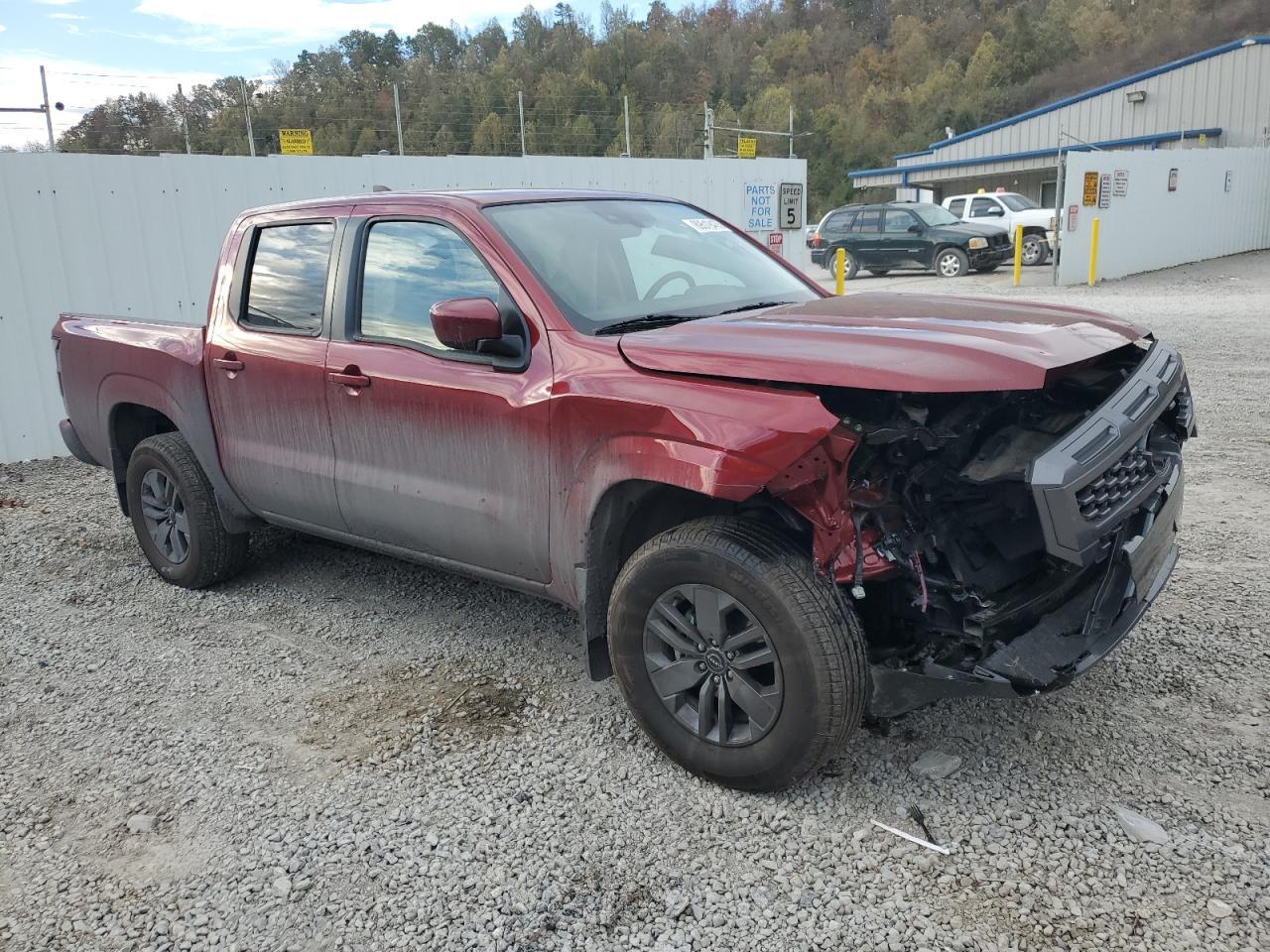 2025 NISSAN Frontier