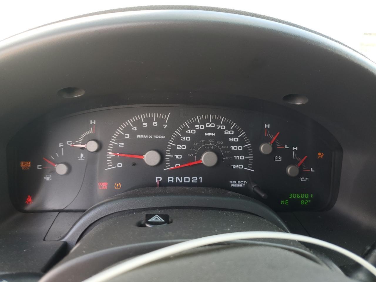 2004 FORD Expedition
