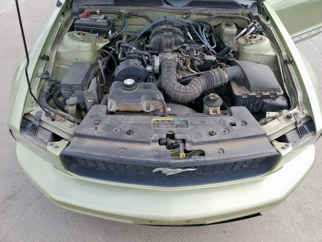 2005 FORD MUSTANG