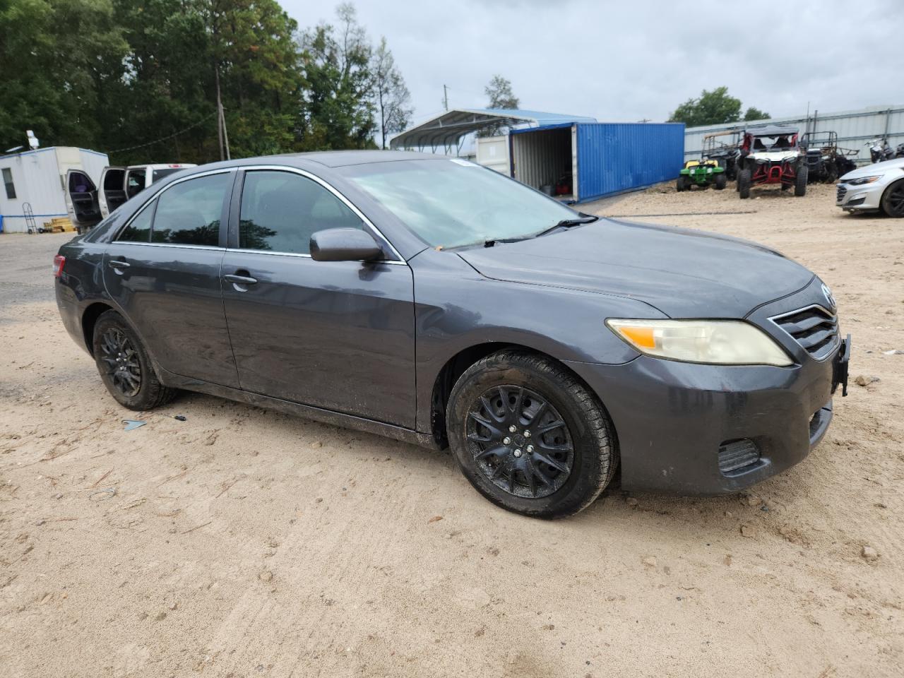 2011 TOYOTA CAMRY