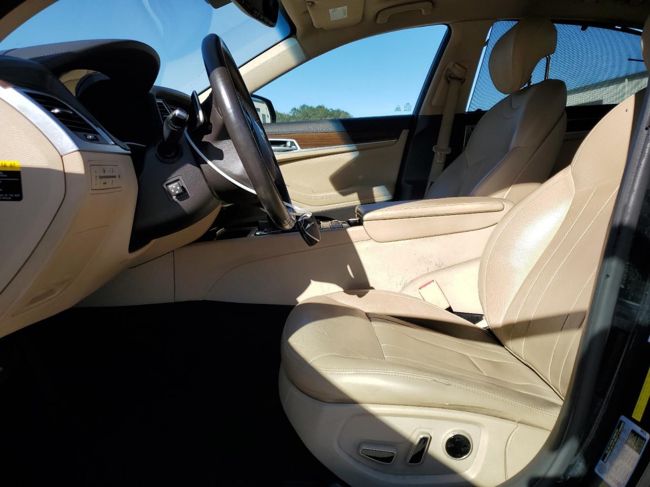 2015 HYUNDAI GENESIS