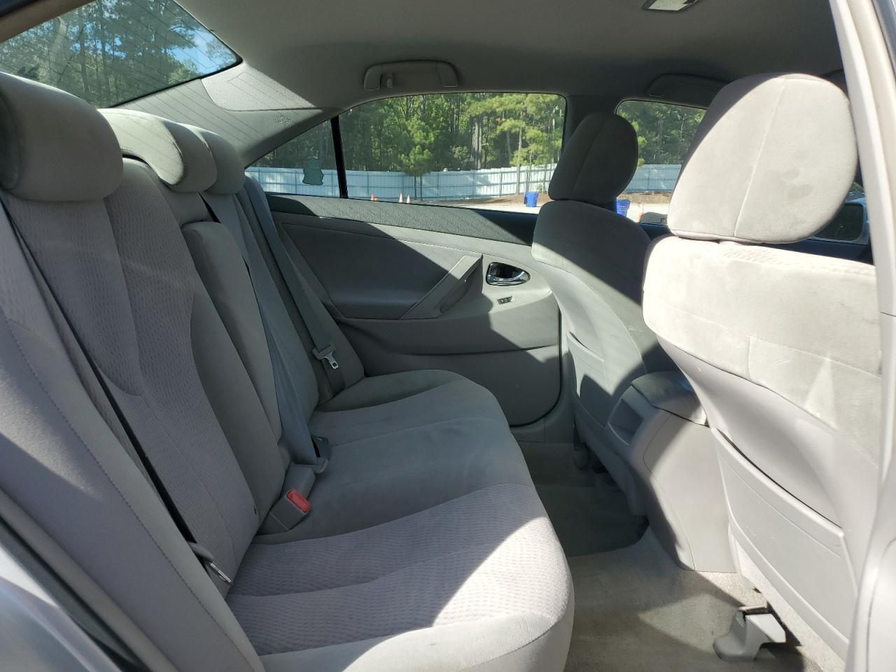 2010 TOYOTA CAMRY