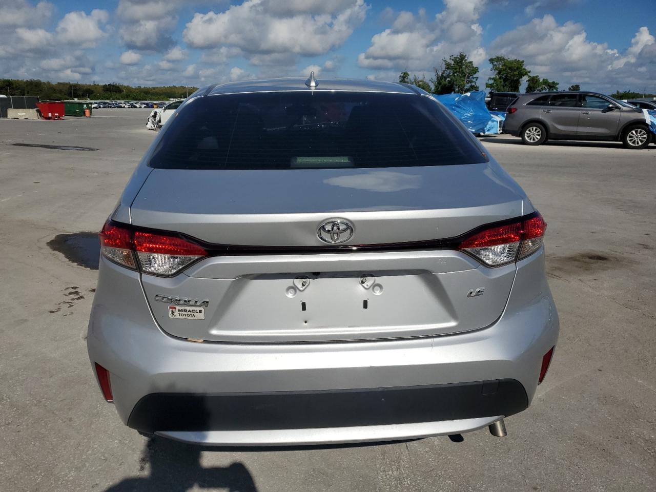 2021 TOYOTA COROLLA