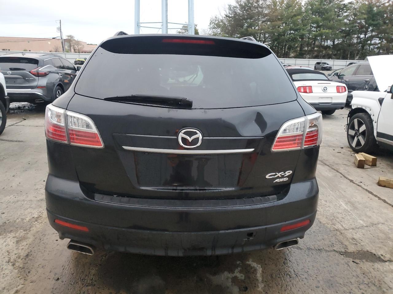 2011 MAZDA CX-9
