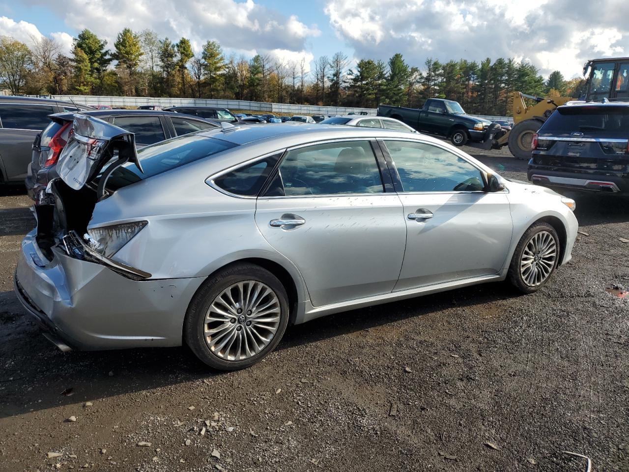 2016 TOYOTA Avalon