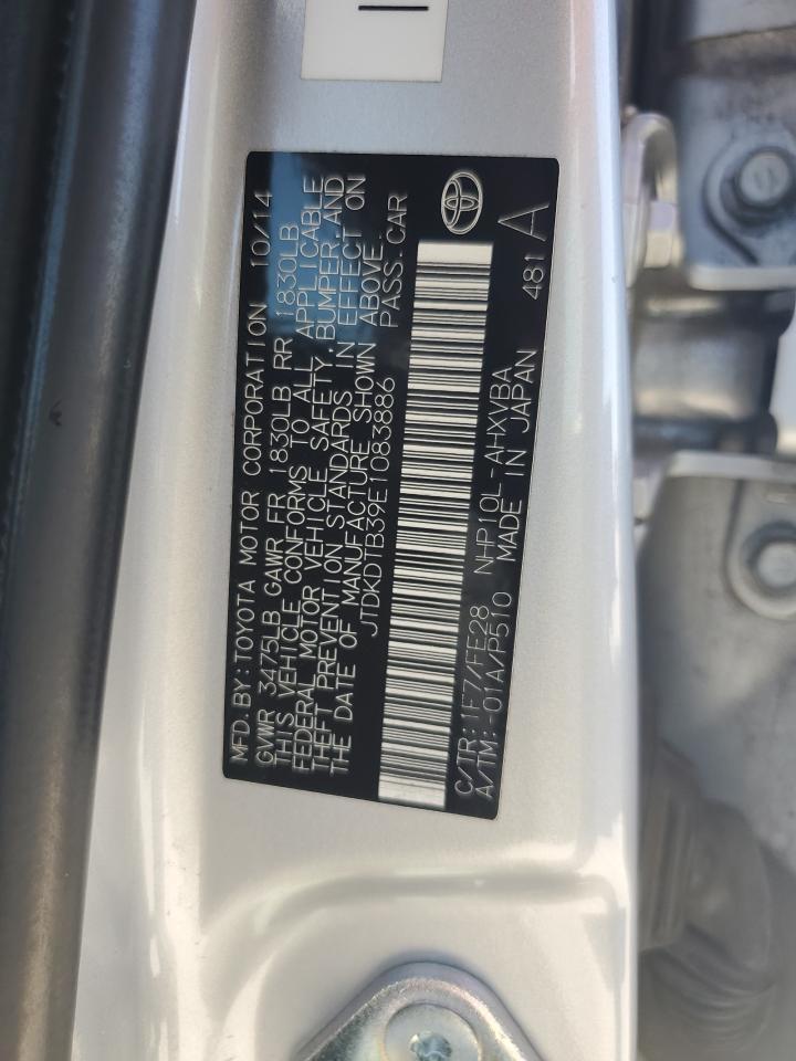 2014 TOYOTA Prius c