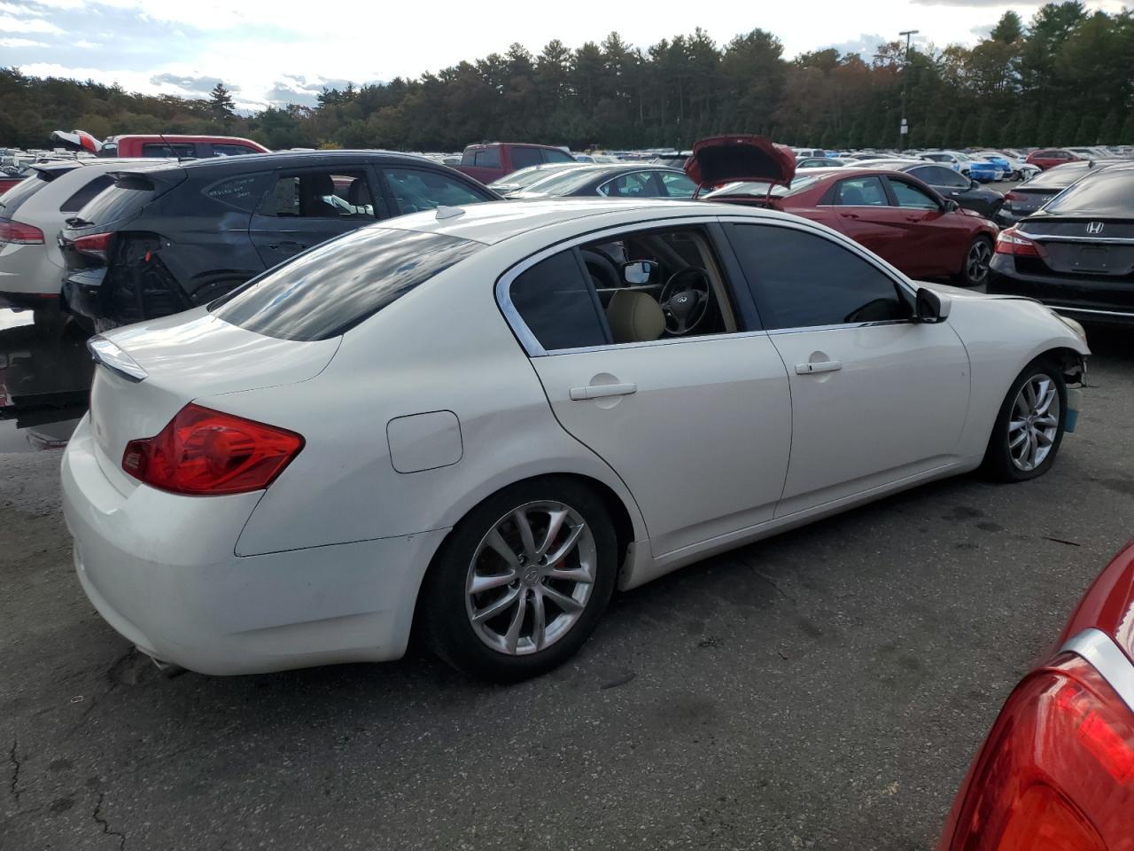 2009 INFINITI G37