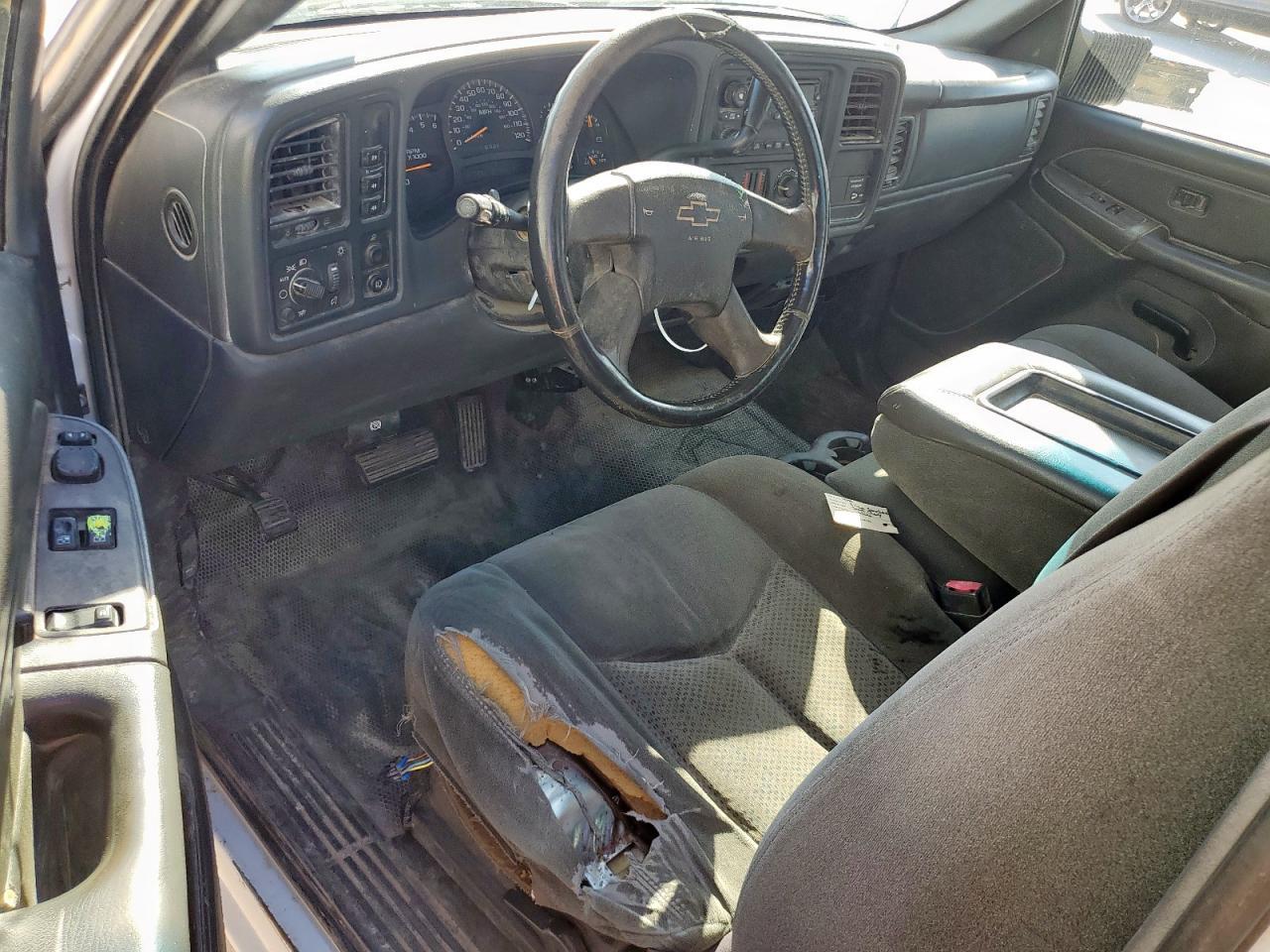 2004 CHEVROLET Silverado
