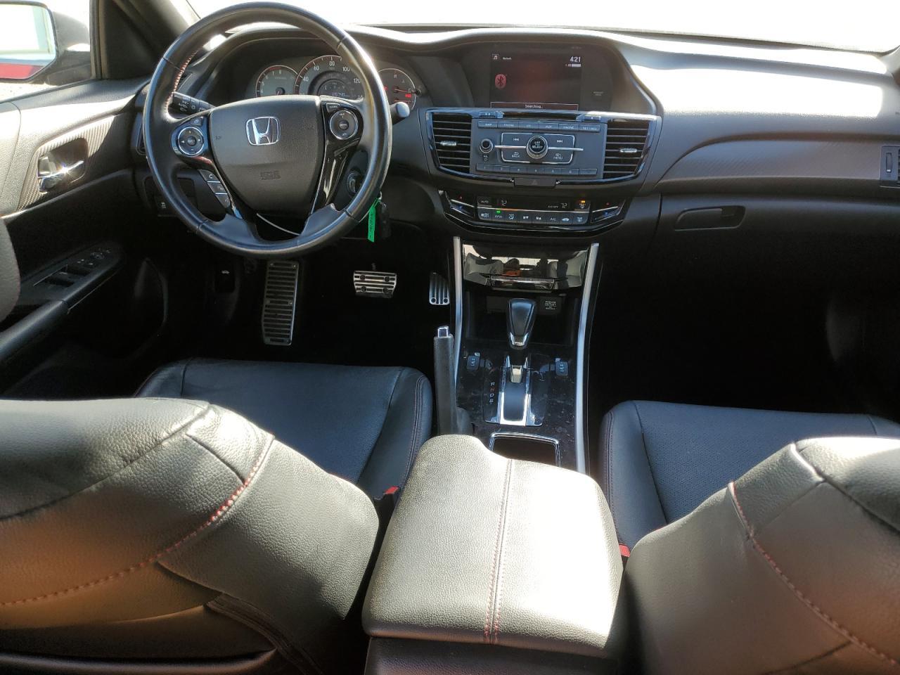 2017 HONDA ACCORD