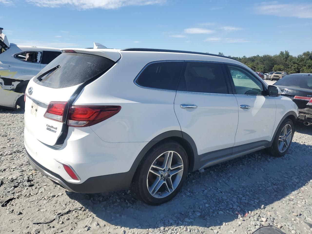 2017 HYUNDAI SANTA FE