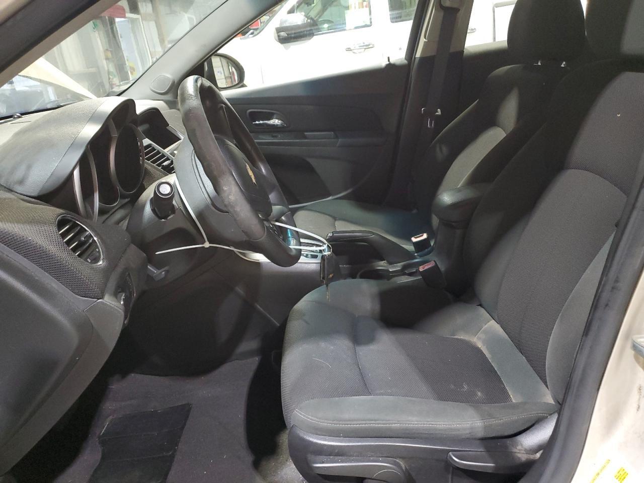 2011 CHEVROLET CRUZE