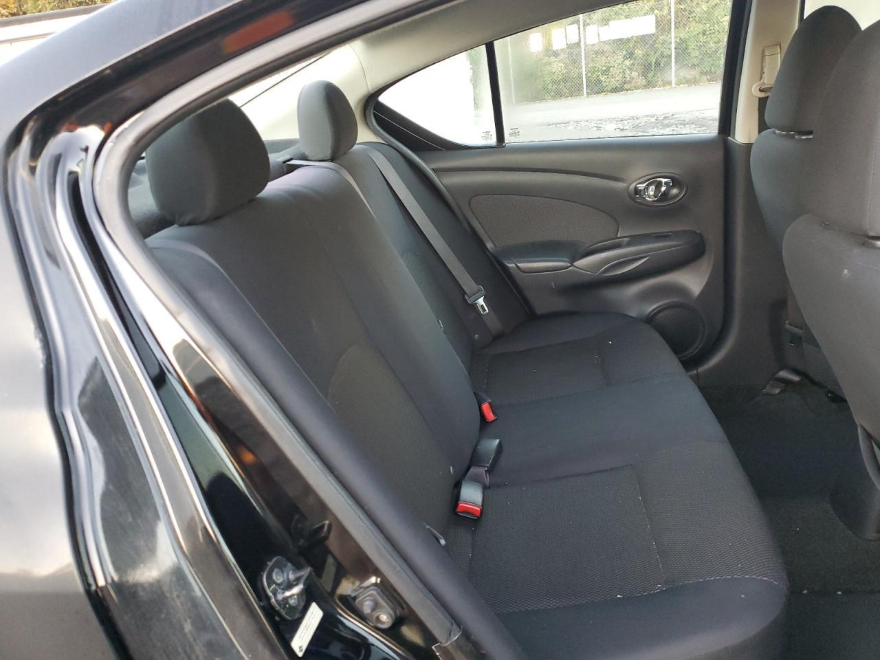 2013 NISSAN VERSA