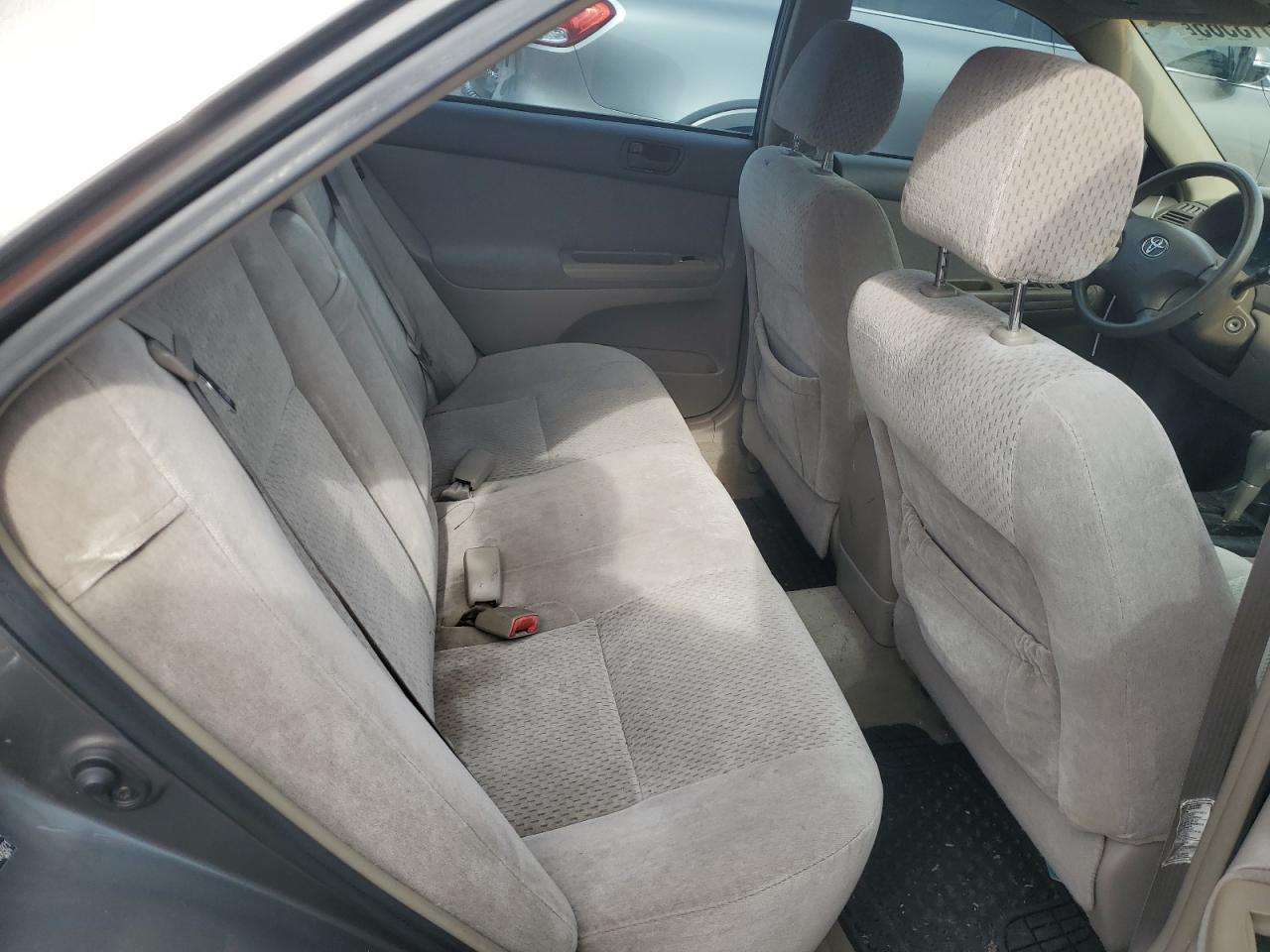 2004 TOYOTA CAMRY