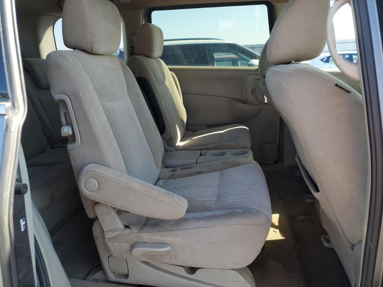 2016 NISSAN Quest