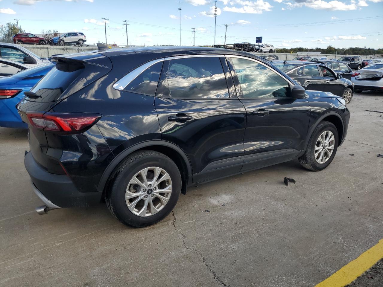 2023 FORD ESCAPE