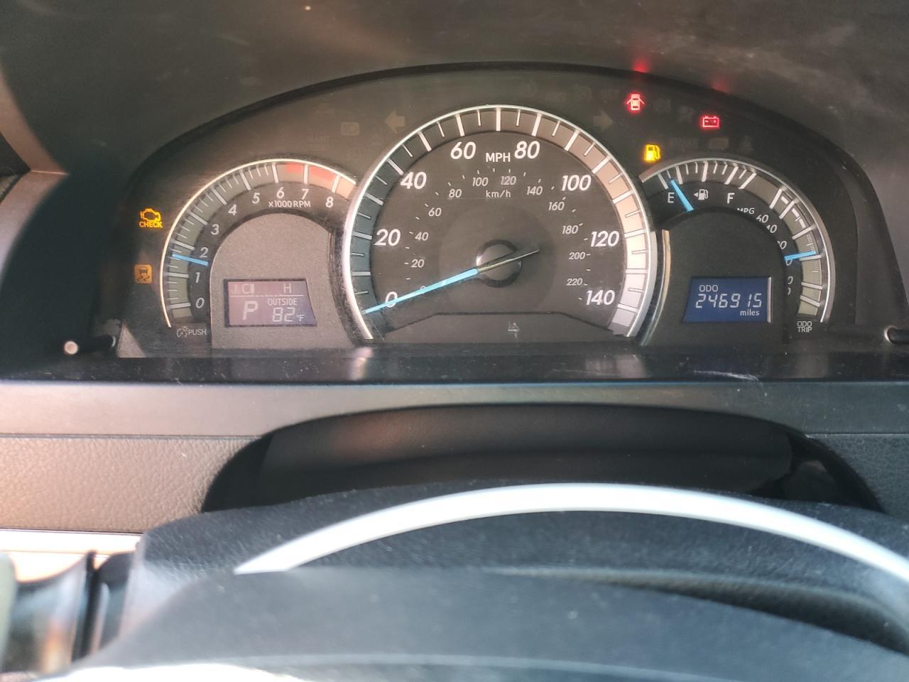 2012 TOYOTA CAMRY