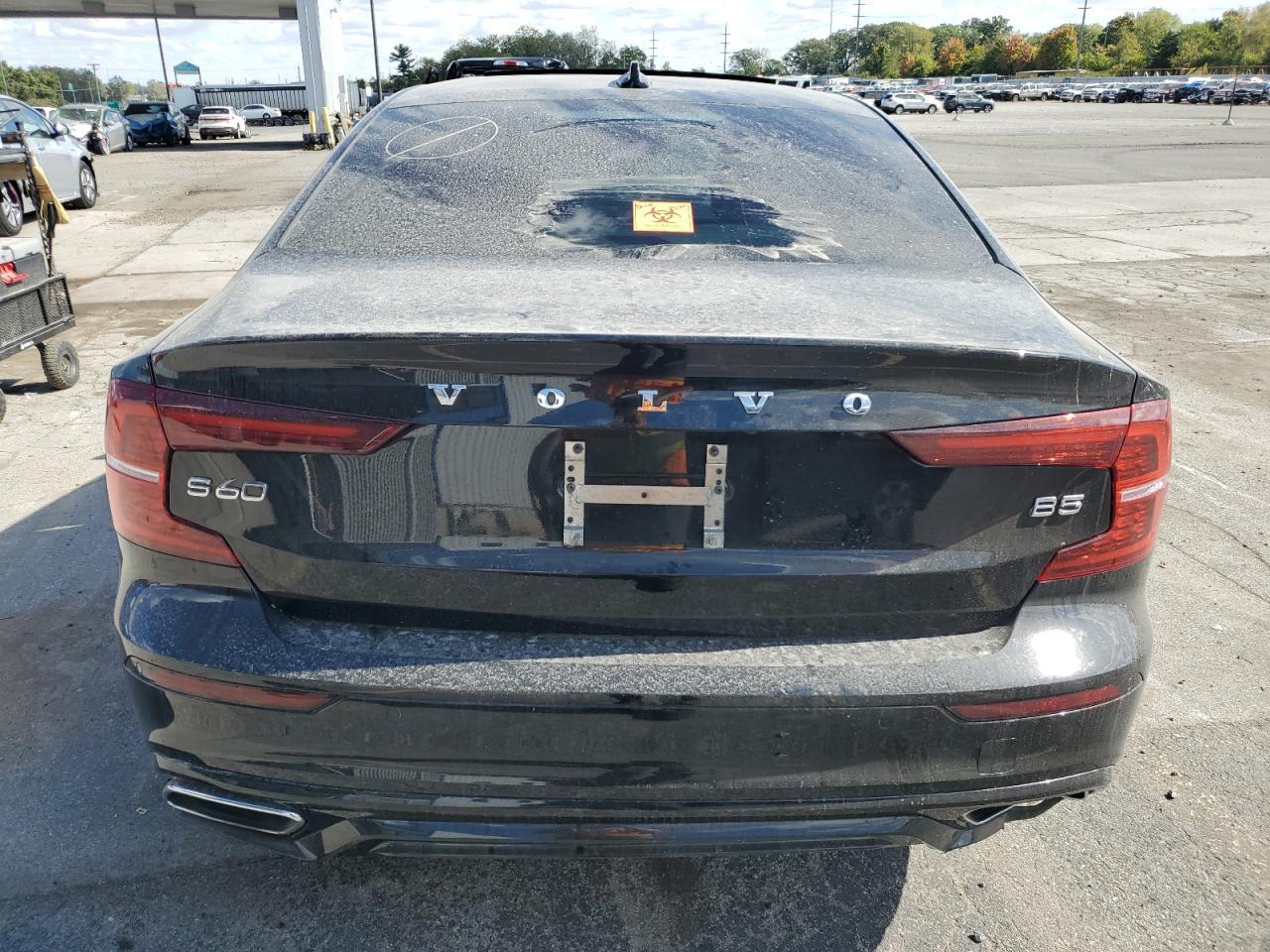 2022 VOLVO S60