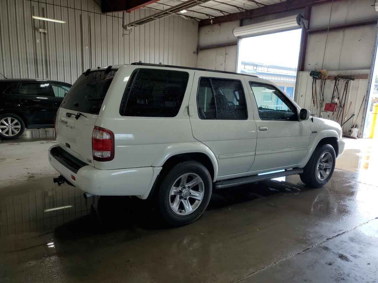 2004 NISSAN PATHFINDER