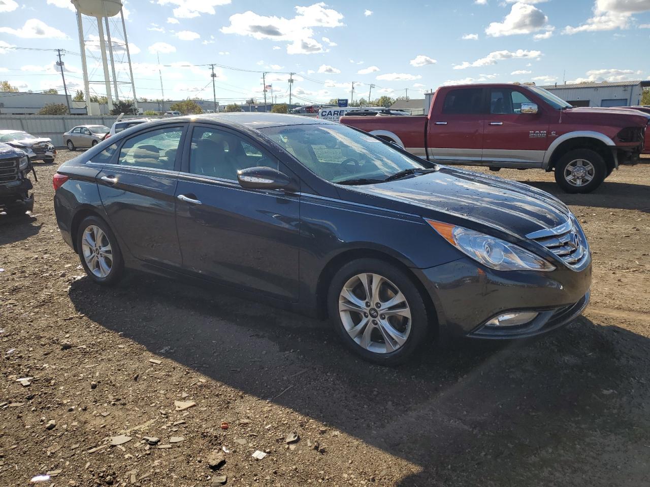 2013 HYUNDAI SONATA