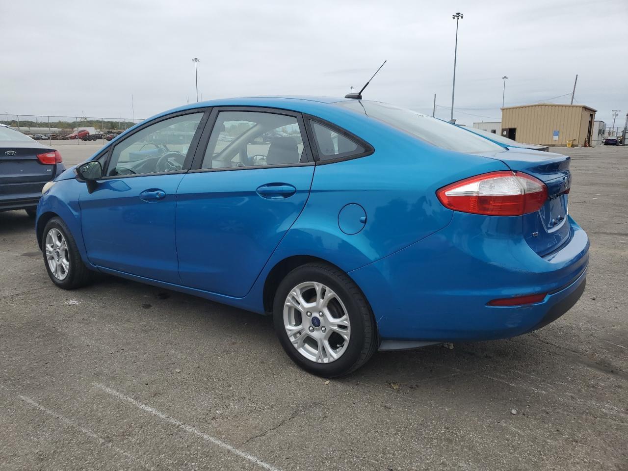 2016 FORD Fiesta