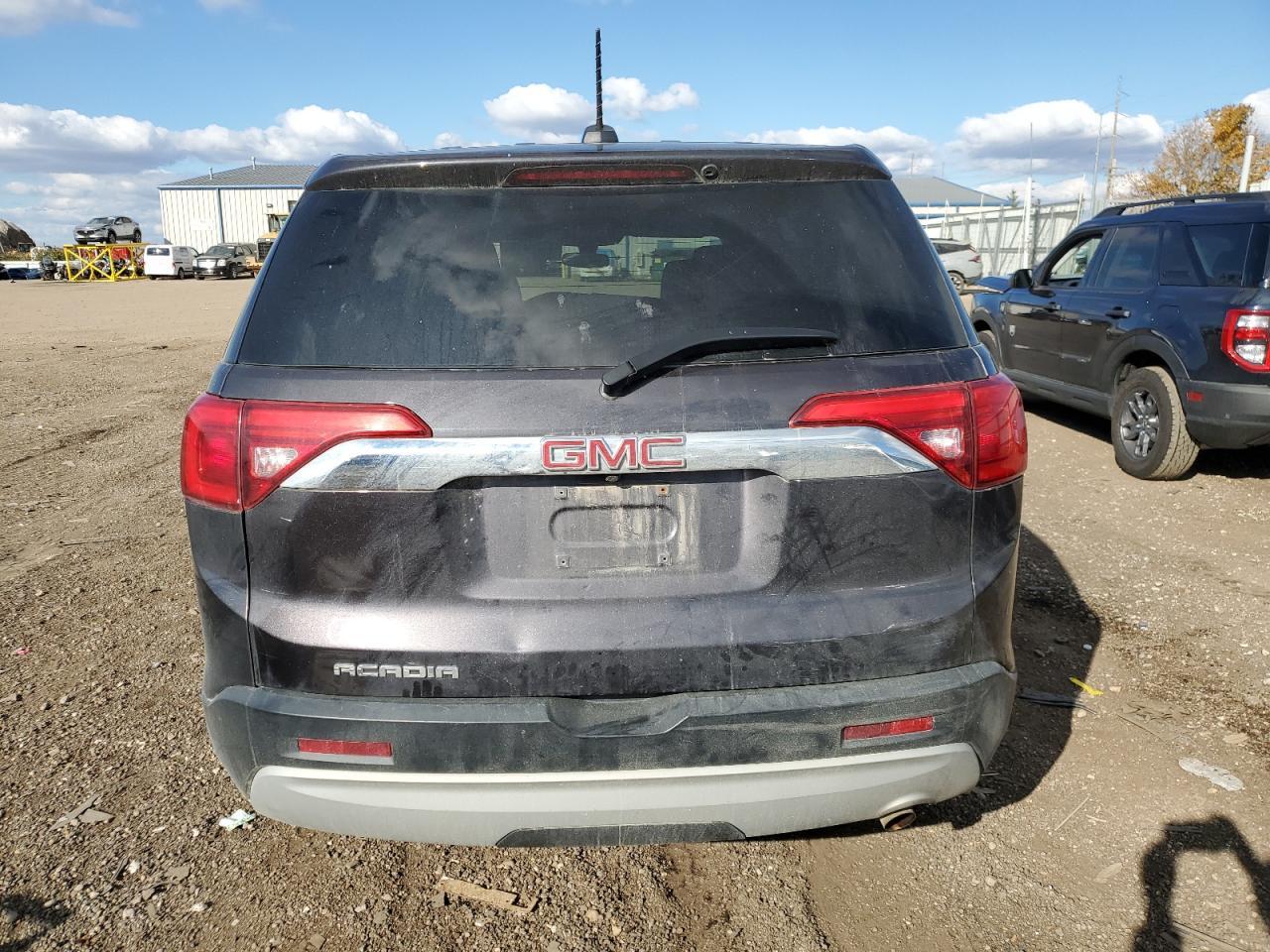 2017 GMC ACADIA